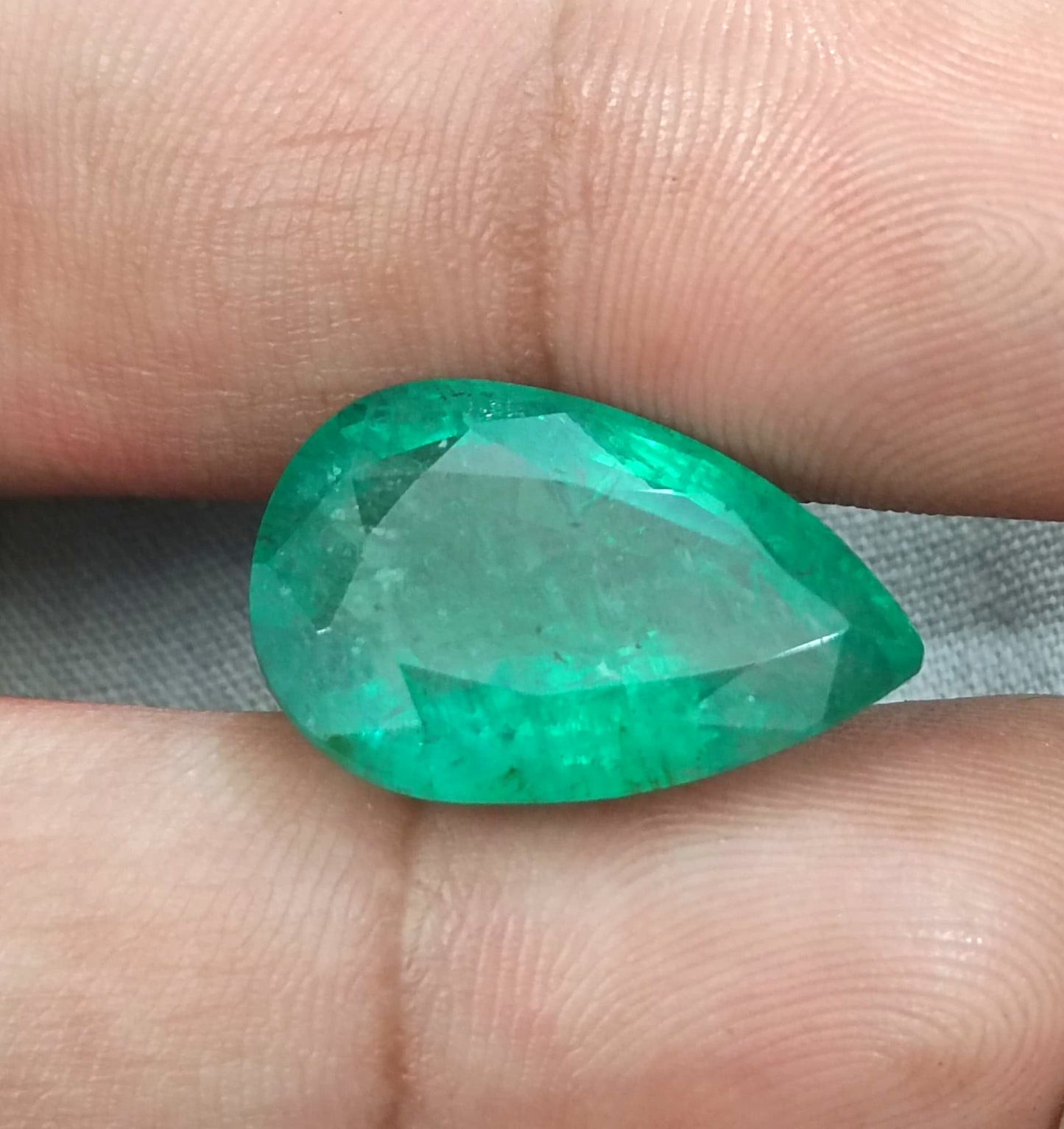 GSI Certified 13.47ct Medium Deep Golden Green Swat Emerald, 100% Natural Gemstone