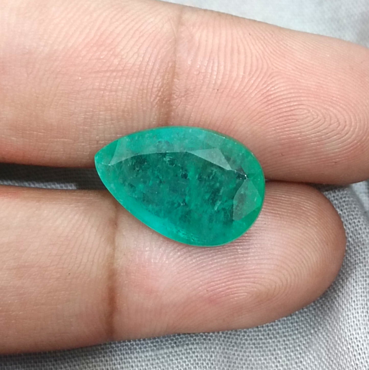 11.65ct Zambian Emerald, 100% Natural Gemstone