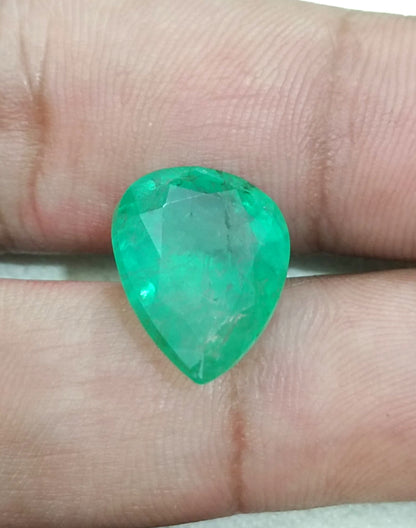 8.60ct Velvet Green Zambian Emerald, 100% Natural Gemstone