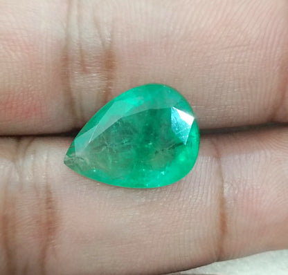 8.60ct Velvet Green Zambian Emerald, 100% Natural Gemstone