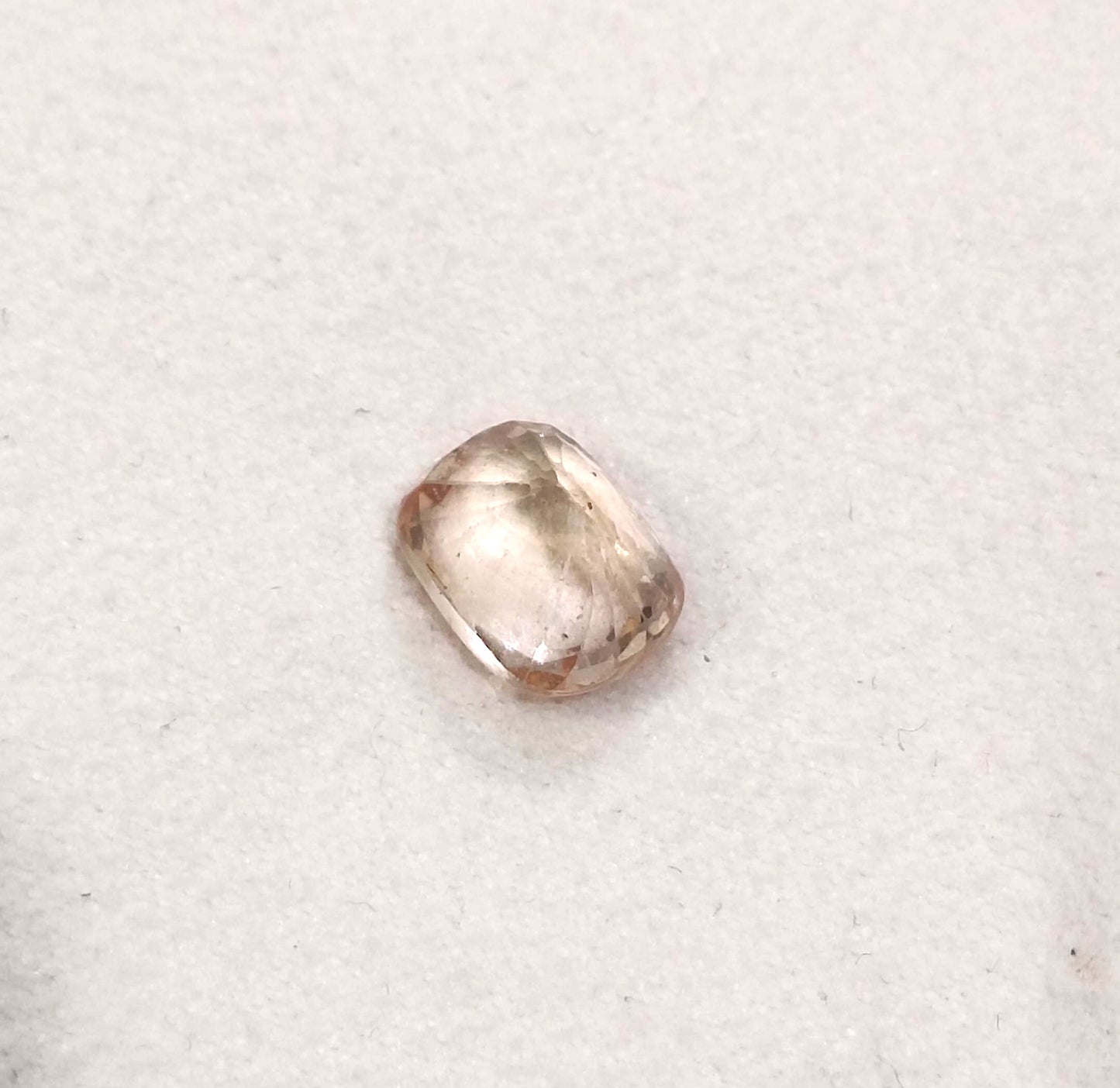 Suberp IGI Certified 4.34ct Padparadscha Sapphire, 100% Natural Untreated Gemstone