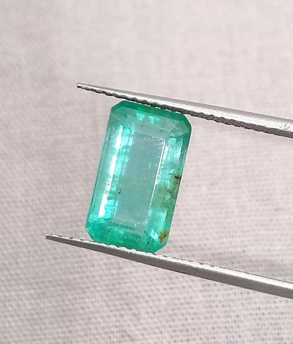 2.63ct Zambian Emerald, 100% Natural Gemstone