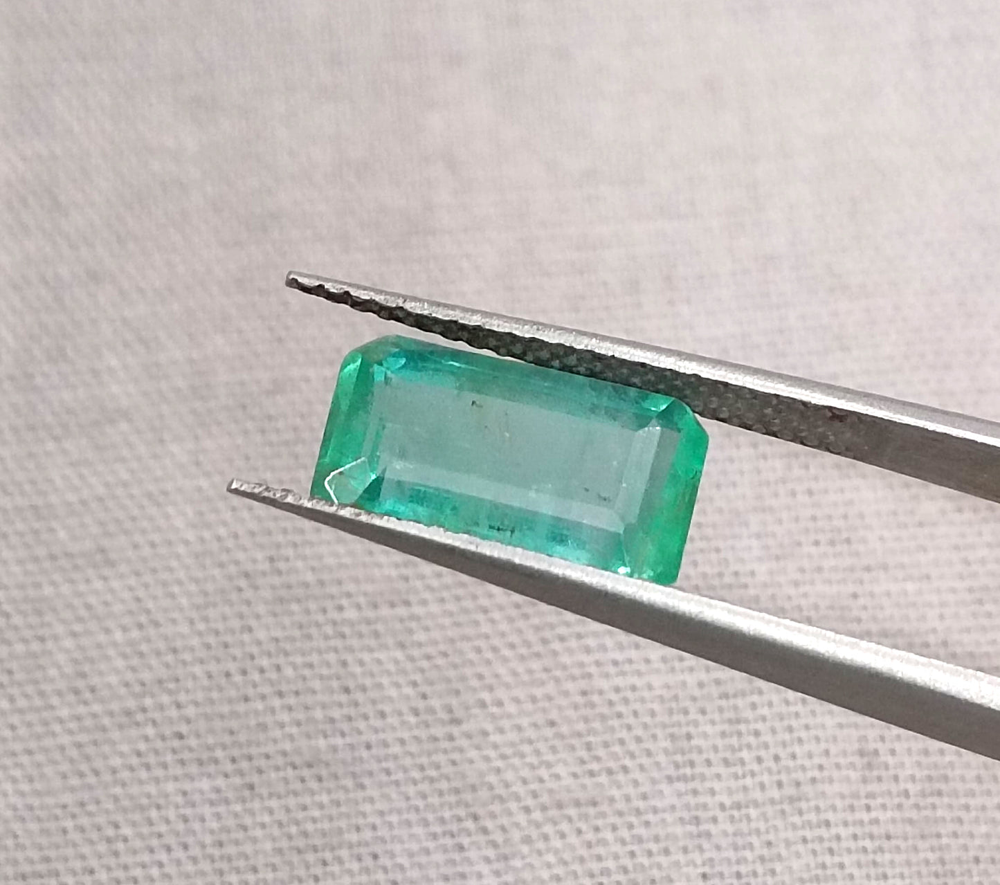 2.63ct Zambian Emerald, 100% Natural Gemstone