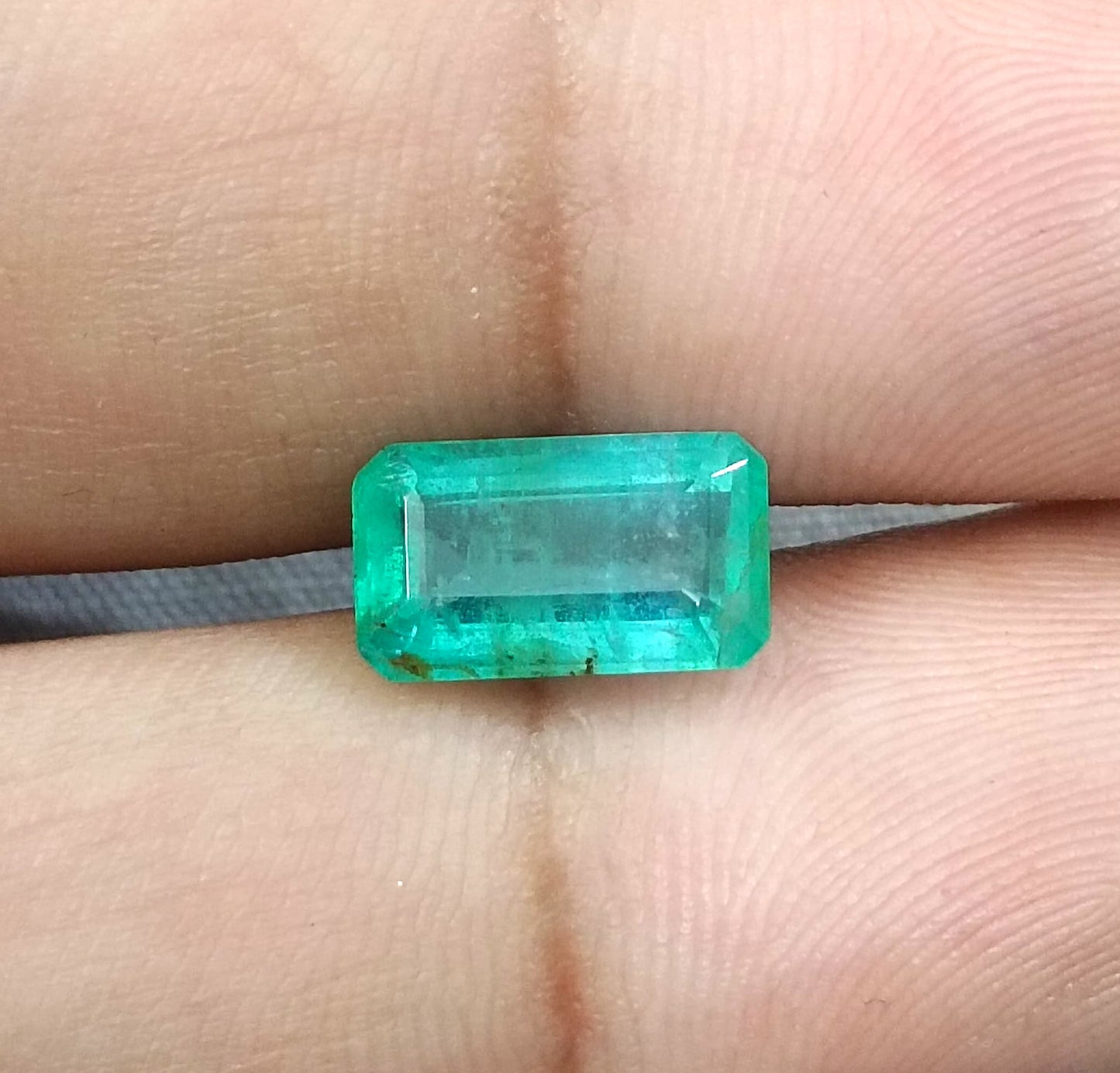 2.63ct Zambian Emerald, 100% Natural Gemstone