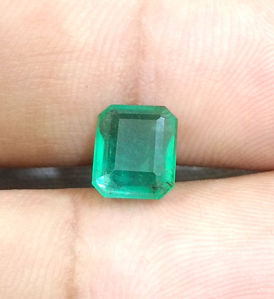 1.97ct Zambian Emerald, 100% Natural Gemstone