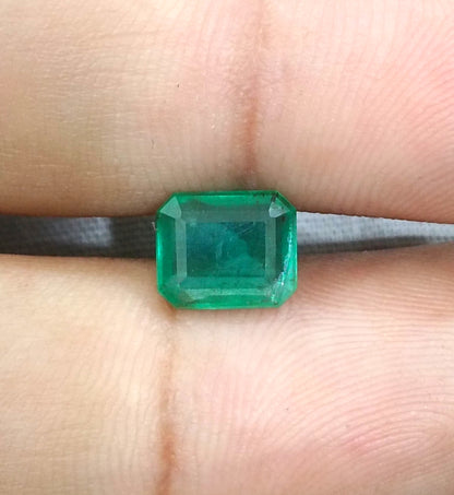 1.97ct Zambian Emerald, 100% Natural Gemstone