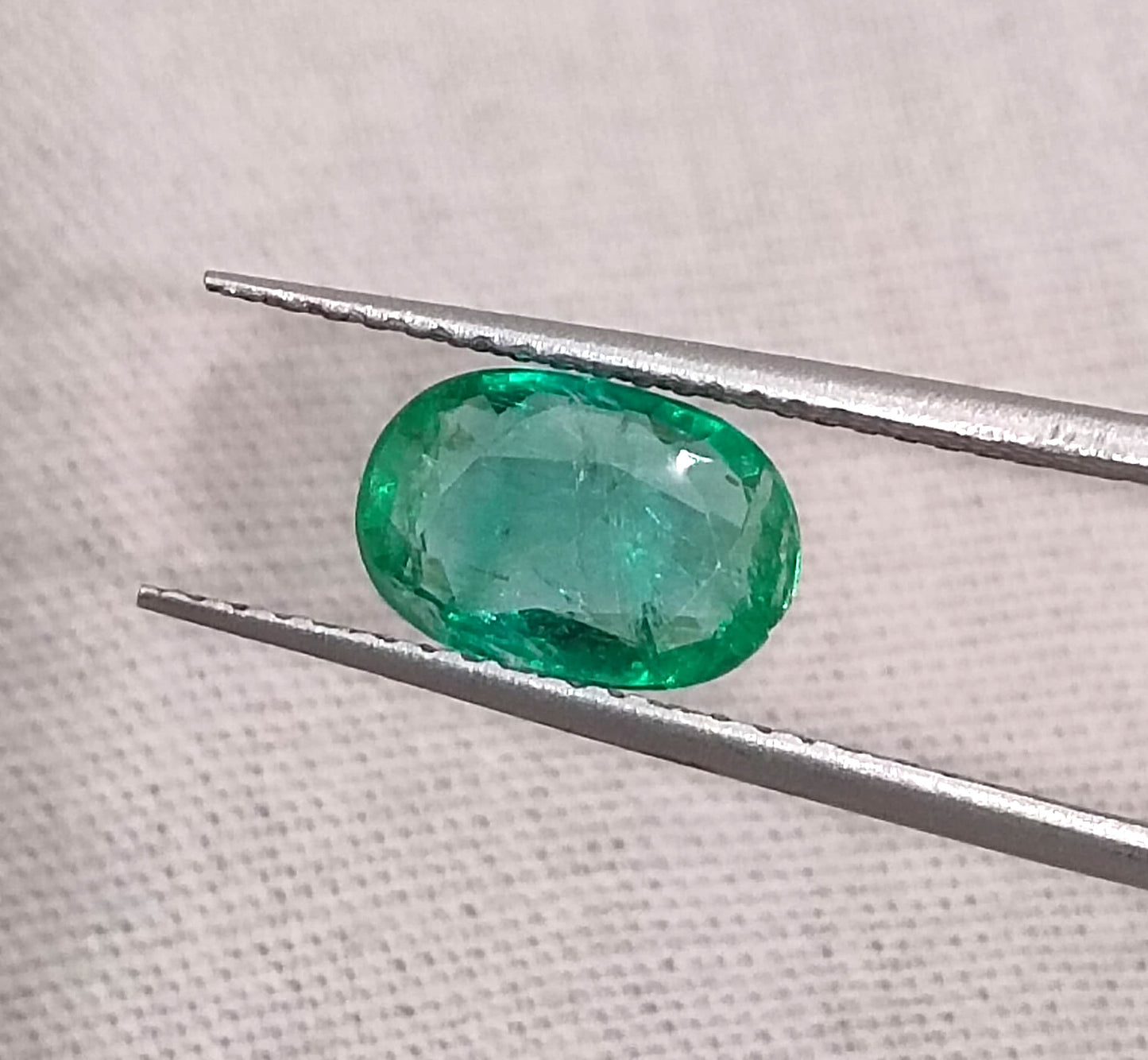 1.06ct Beautiful Zambian Emerald, 100% Natural Emerald