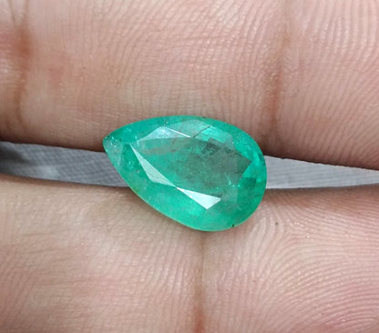 4.79ct Colombian Emerald, 100% Natural Earth Mined Gemstone