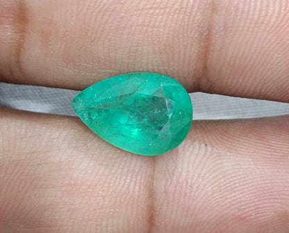 4.79ct Colombian Emerald, 100% Natural Earth Mined Gemstone