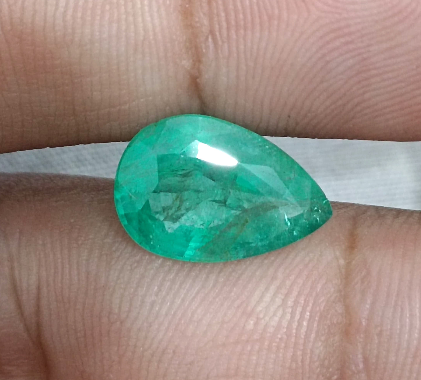 4.79ct Colombian Emerald, 100% Natural Earth Mined Gemstone