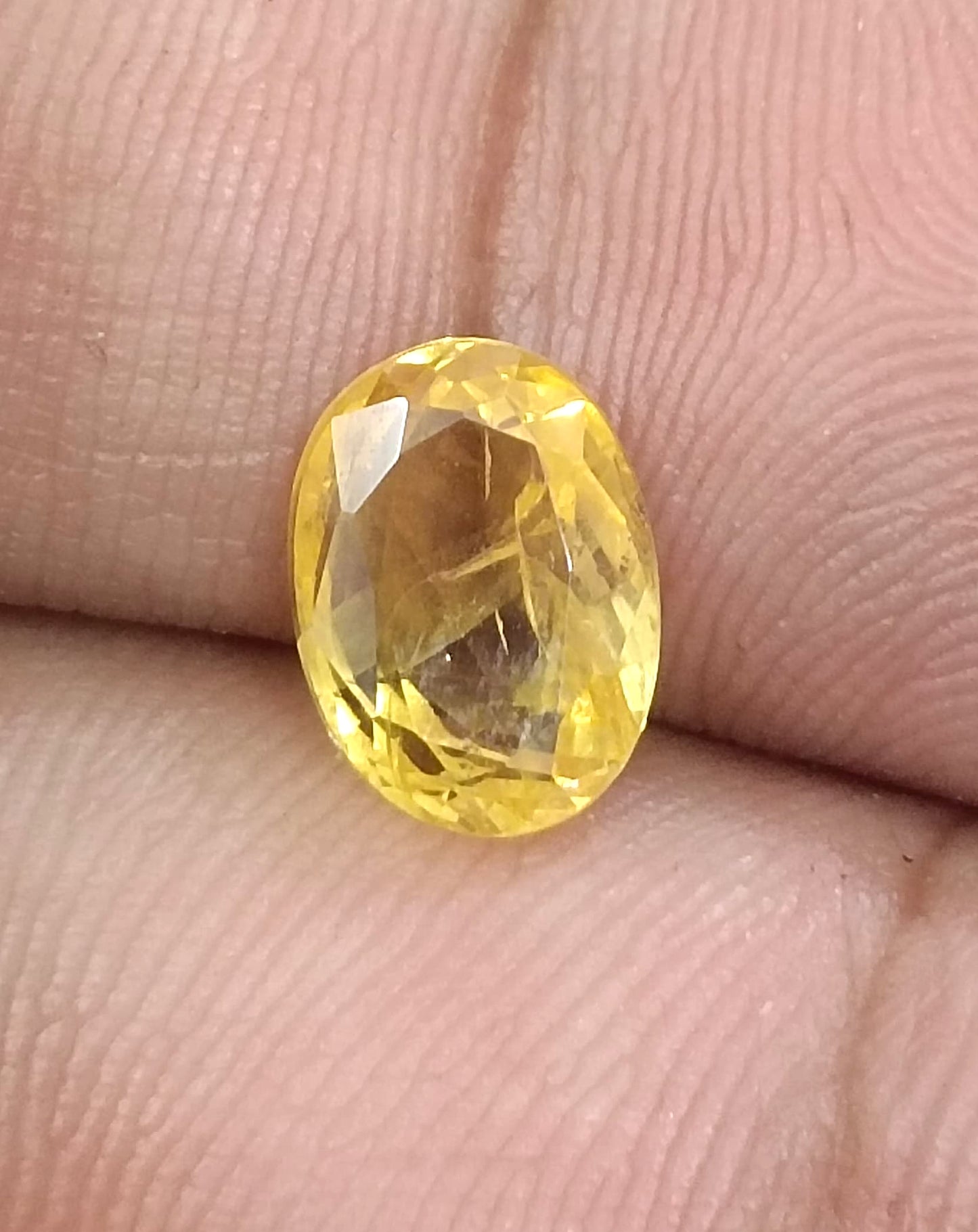 GSI Certified 2.58ct Yellow Ceylon Sapphire, 100% Natural Untreated Gemstone