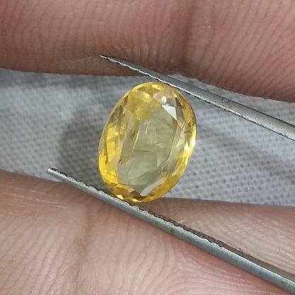 GSI Certified 2.58ct Yellow Ceylon Sapphire, 100% Natural Untreated Gemstone