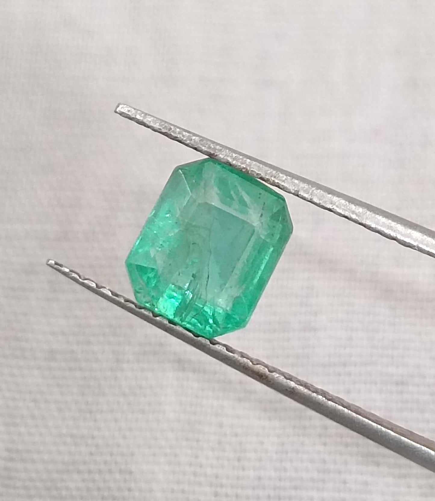 GSI Certified 1.42ct Zambian Emerald, 100% Natural Gemstone