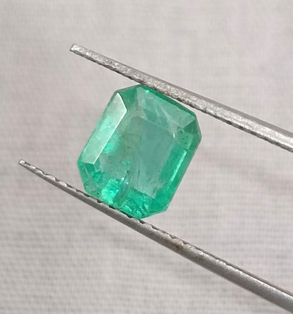 GSI Certified 1.42ct Zambian Emerald, 100% Natural Gemstone