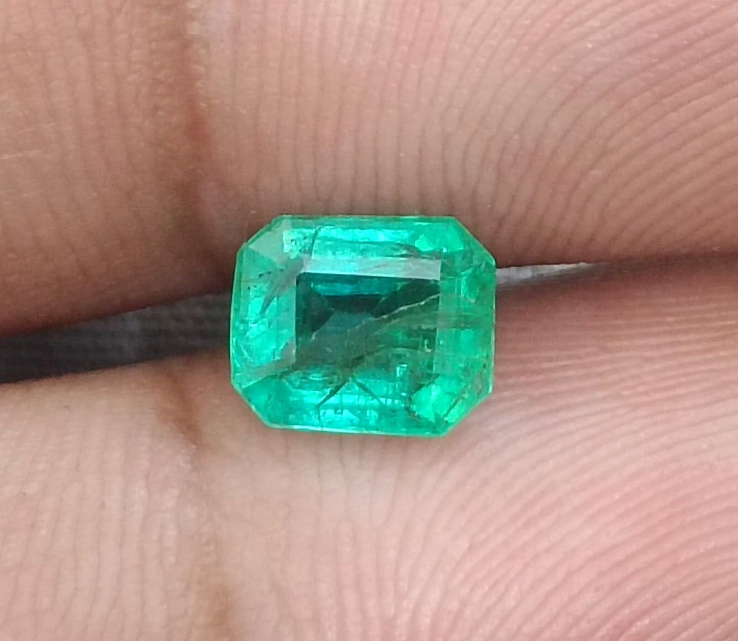 GSI Certified 1.42ct Zambian Emerald, 100% Natural Gemstone