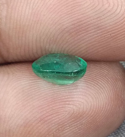 GSI Certified 1.90ct Vivid Medium Green Emerald, 100% Natural Gemstone