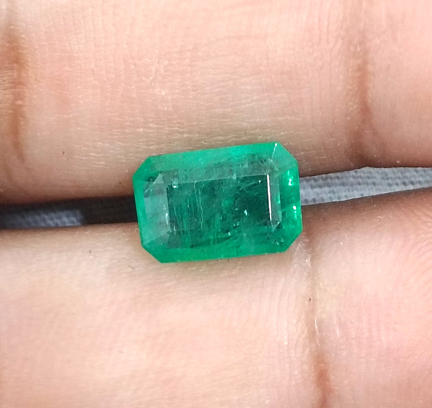 GSI Cerified 3.46ct Zambian Emerald, 100% Natural Gemstone