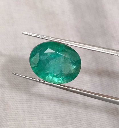 GSI Certified 2.88ct Deep Green Emerald, 100% Natural Gemstone