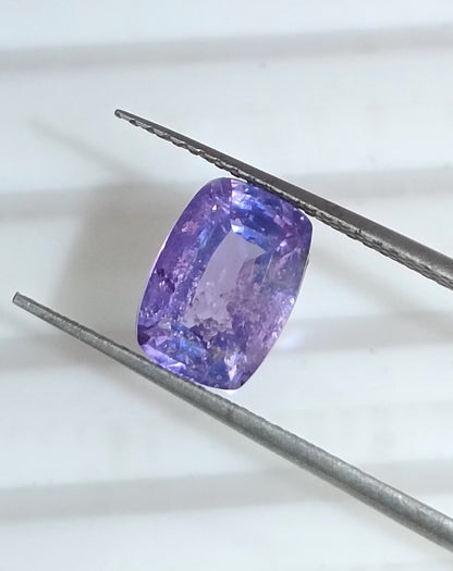 GSI Certified 2.10ct Purplish Blue Sapphire, 100% Natural Untreated Gemstone