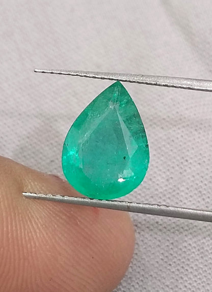 GSI Certified 2.55ct Medium Green Zambian Emerald, 100% Natural Earth Mined Gemstone