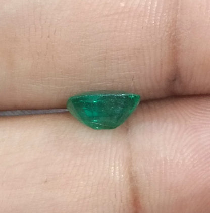 GSI Certified 1.66ct Medium Electric Green Emerald, 100% Natural Gemstone