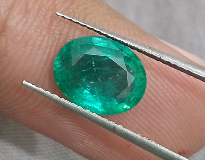 GSI Certified 2.31ct Vivid Medium Green Zambian Emerald, 100% Natural Gemstone