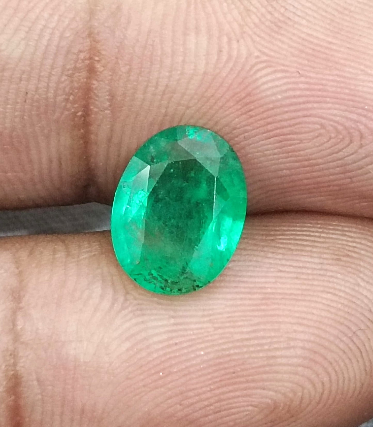 GSI Certified 2.45ct Vivid Medium Green Panjshir Emerald, 100% Natural Gemstone