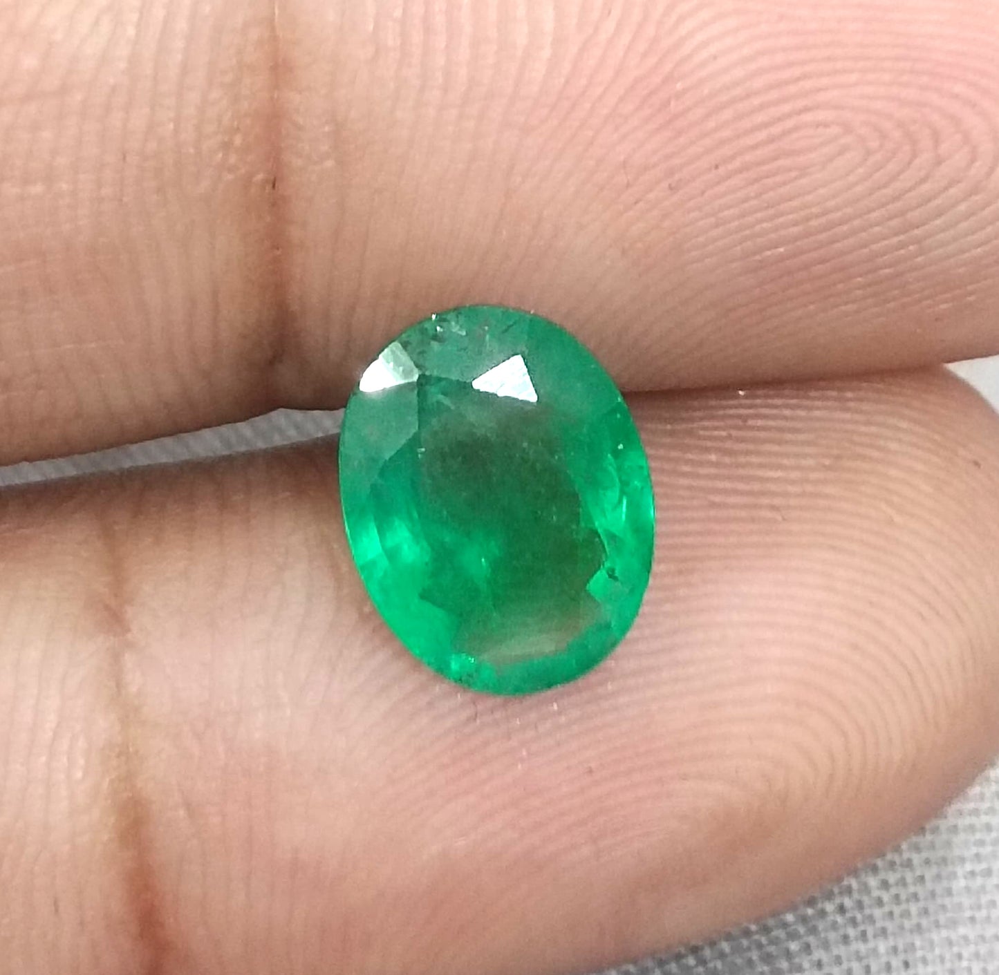 GSI Certified 2.45ct Vivid Medium Green Panjshir Emerald, 100% Natural Gemstone