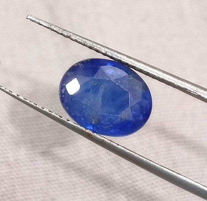 GSI Certified 4.15ct Deep Blue Ceylon Sapphire, 100% Natural Gemstone