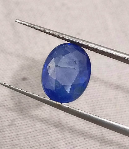 GSI Certified 4.15ct Deep Blue Ceylon Sapphire, 100% Natural Gemstone