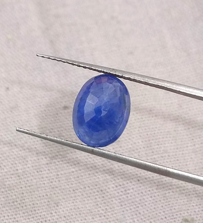 GSI Certified 4.15ct Deep Blue Ceylon Sapphire, 100% Natural Gemstone