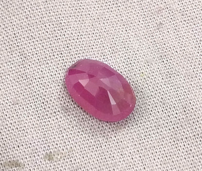 GSI Certified 3.86ct Mozambıque Ruby, 100% Natural Untreated Gemstone