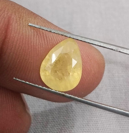 GSI Certified 4.35ct Yellow Sapphire, 100% Natural Untreated Gemstone