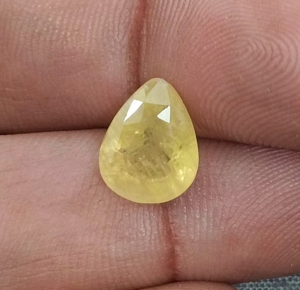 GSI Certified 4.35ct Yellow Sapphire, 100% Natural Untreated Gemstone