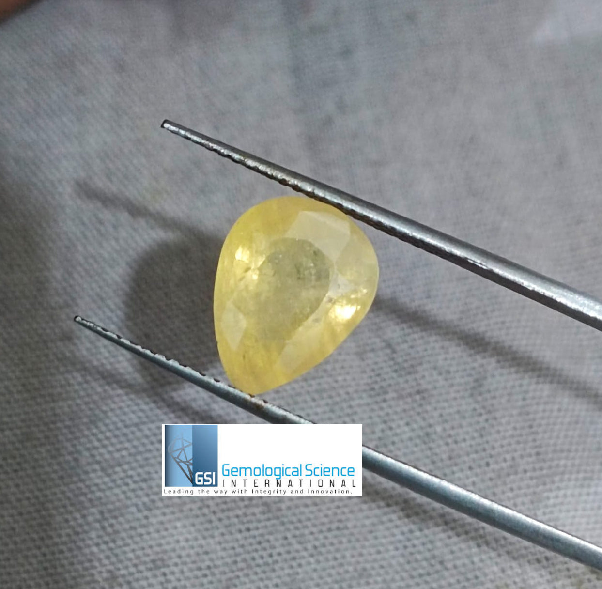 GSI Certified 4.35ct Yellow Sapphire, 100% Natural Untreated Gemstone