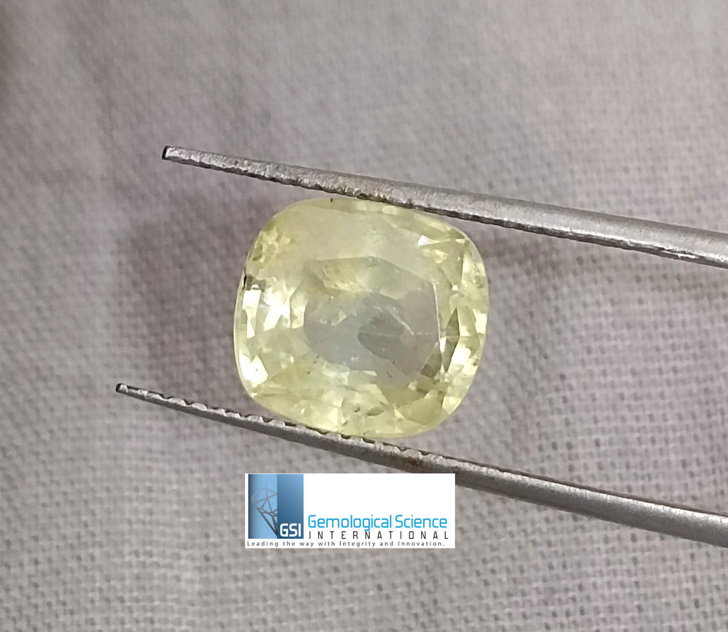 GSI Certified 3.60ct Yellow Sapphire, 100% Natural Untreated Gemstone