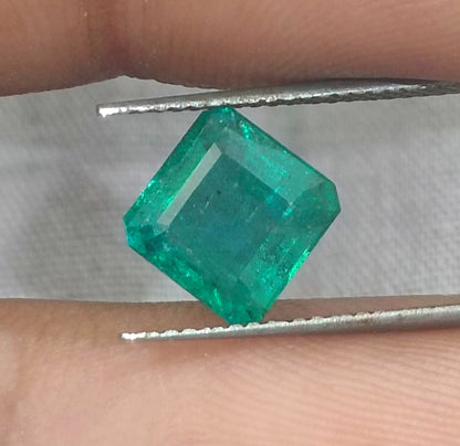 GSI Certified 2.29ct Medium Deep Pure Green Emerald, 100% Natural Gemstones