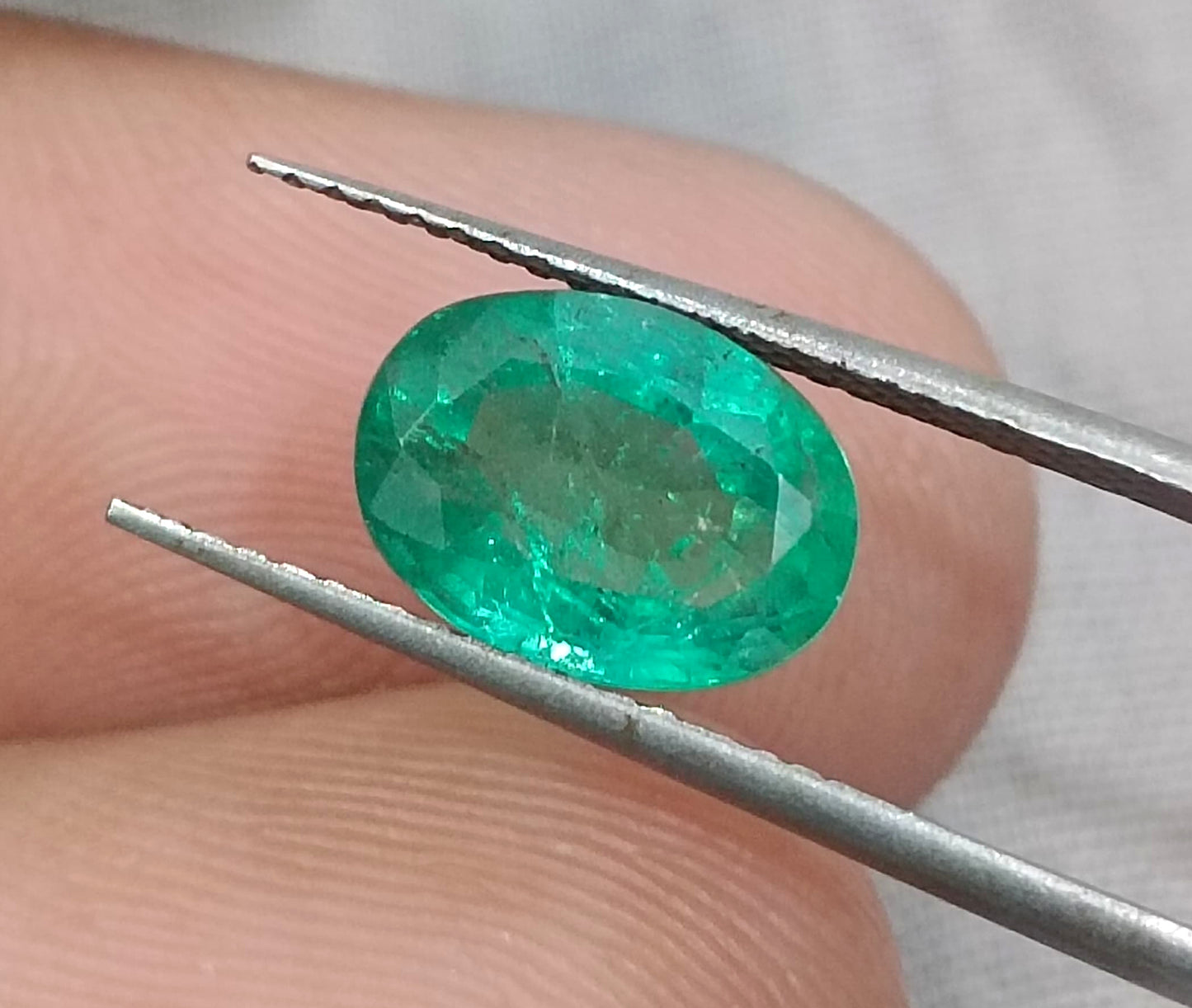 GSI Certified 2.28ct Vivid Green Zambian Emerald, 100% Natural Gemstone