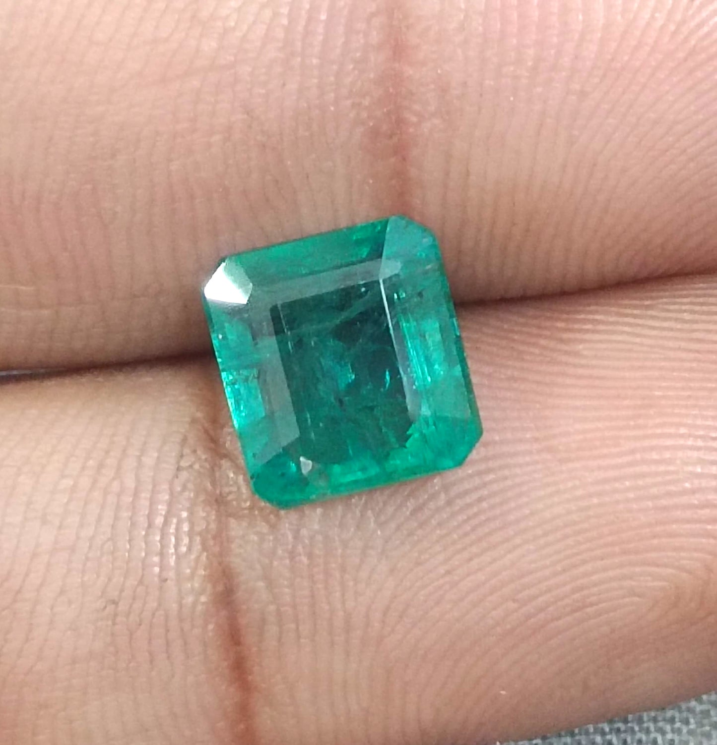 GSI Certified 3.42ct Medium Deep Green Emerald Natural Earth Mined Gemstone - SMSGEMS 