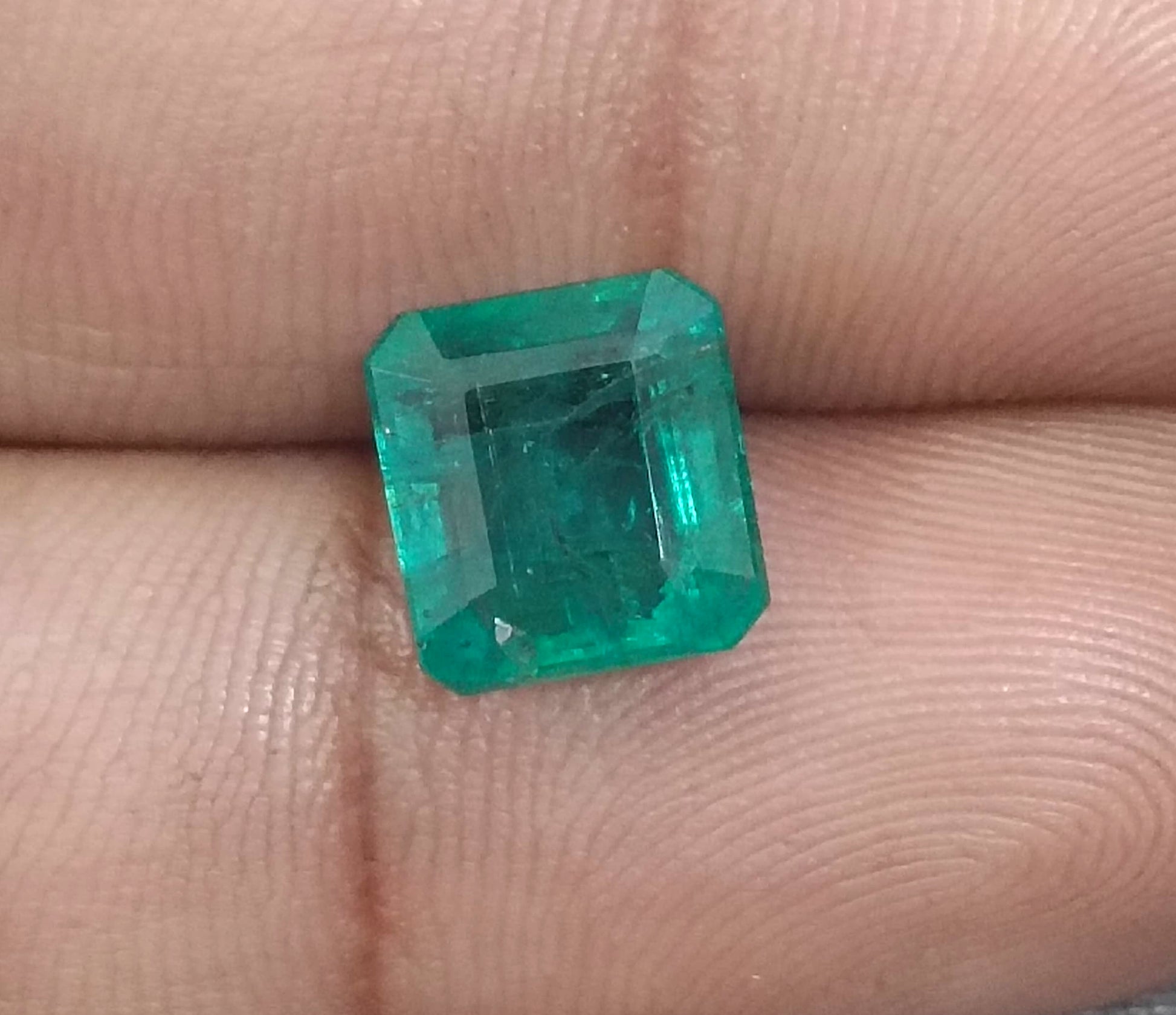 GSI Certified 3.42ct Medium Deep Green Emerald Natural Earth Mined Gemstone - SMSGEMS 