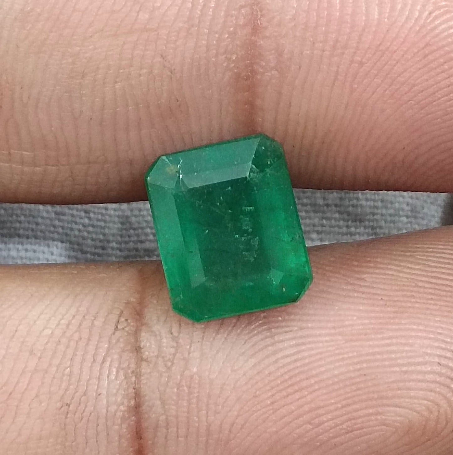 GSI Certified 4.17ct Velvet Green Emerald Natural Earth Mined Gemstone - SMSGEMS 