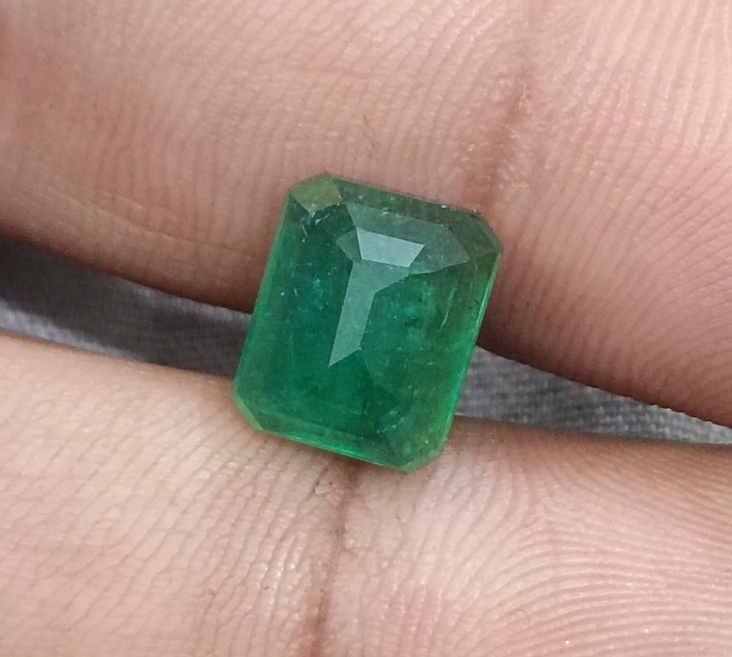 GSI Certified 4.17ct Velvet Green Emerald Natural Earth Mined Gemstone - SMSGEMS 