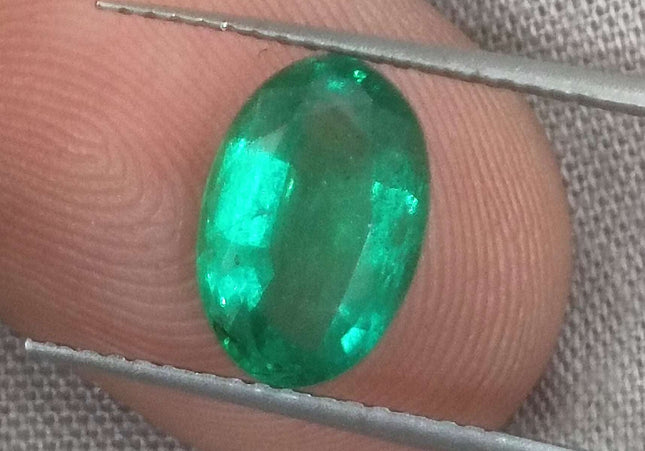1.96ct GSI Certified Deep Golden Green Swat Emerald Minor Oiled Loose Gemstone