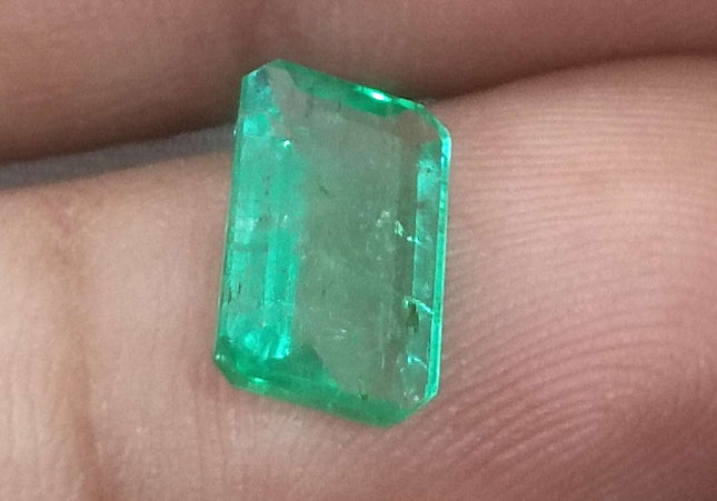 2.05ct GSI USA Certified Medium Light Green Panjshir Emerald Minor Oiled Loose Gemstone