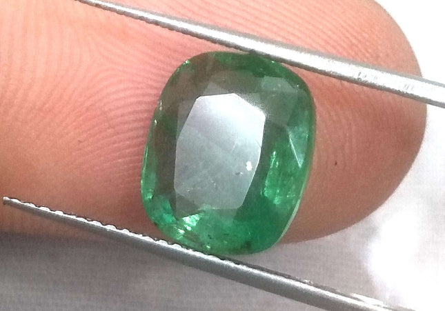 3.61ct GSI USA Certified Medium Deep Green Swat Emerald Minor Oiled Loose Gemstone