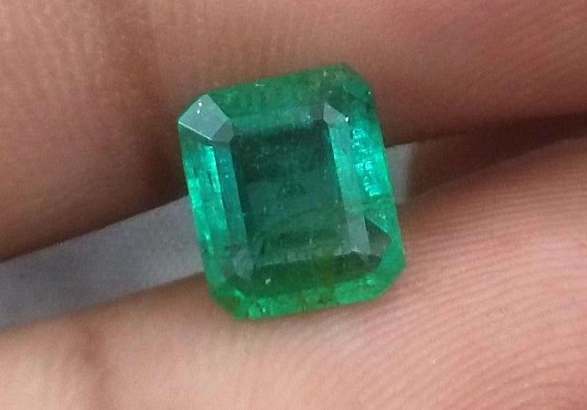 1.97ct GSI Certified Medium Spring Green Zambian Emerald