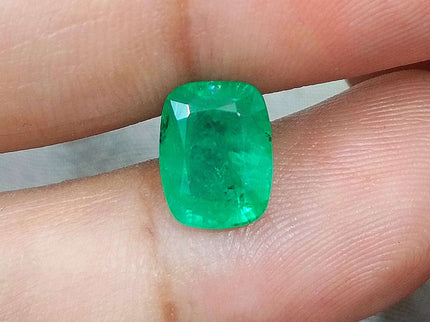 certified 3.19ct Zambian emerald