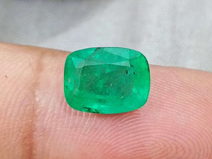 certified 3.19ct Zambian emerald