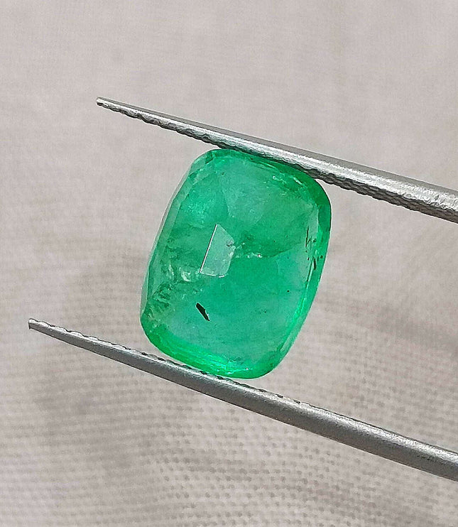 certified 3.19ct Zambian emerald