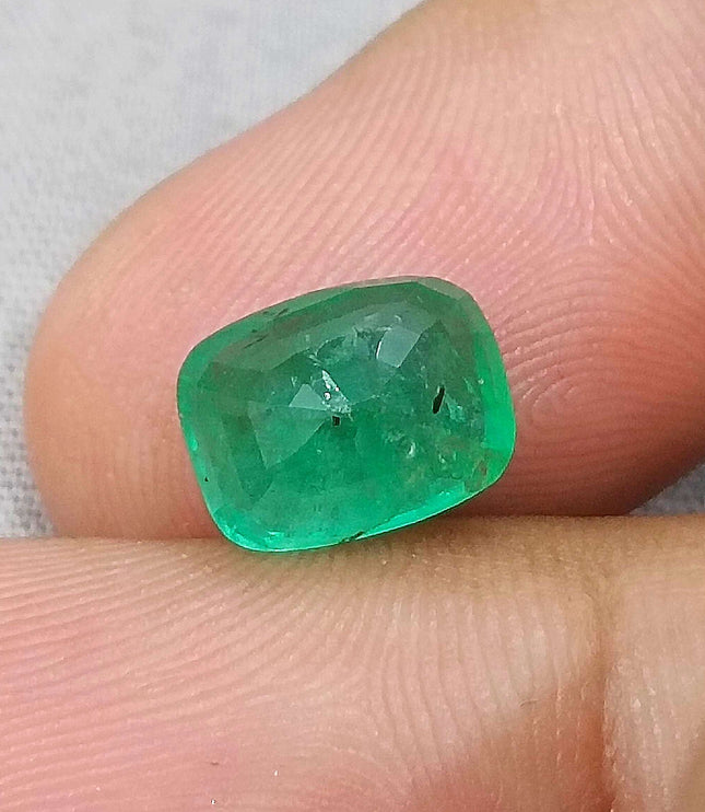 certified 3.19ct Zambian emerald